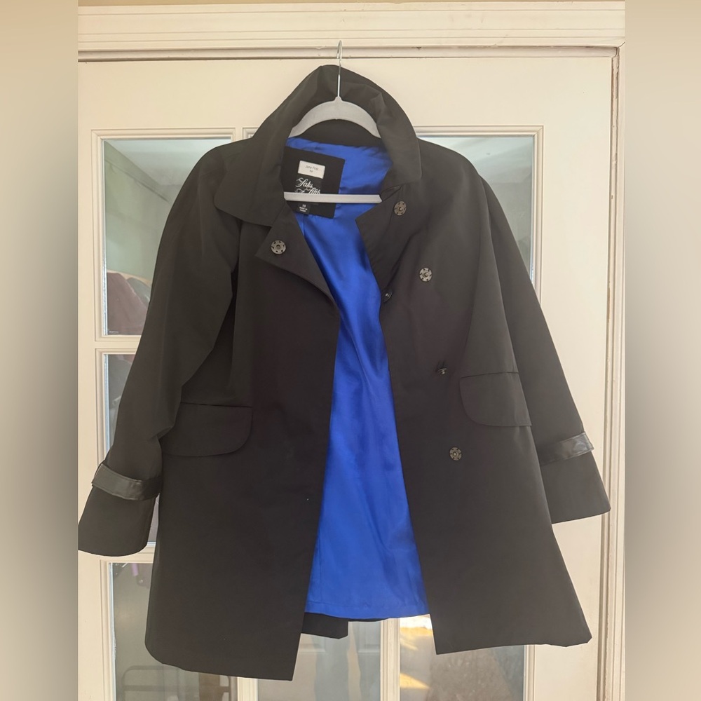 Gorgeous JANE POST for Saks Fifth Avenue short trench